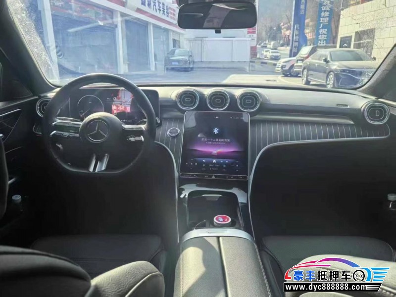 23年奔驰C轿车抵押车出售