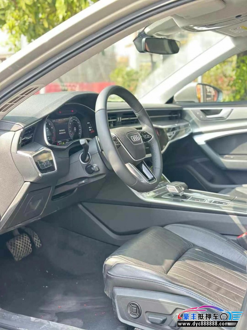 19年奥迪A6L轿车抵押车出售