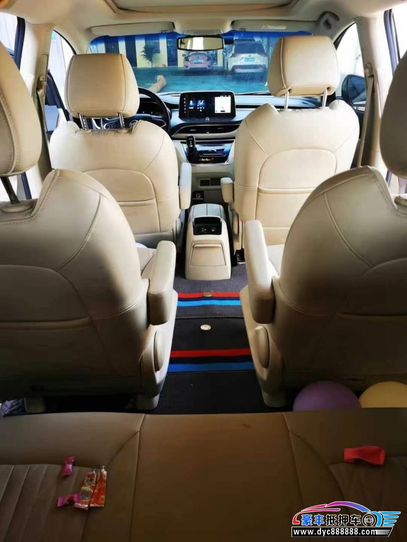 23年别克GL8轿车抵押车出售