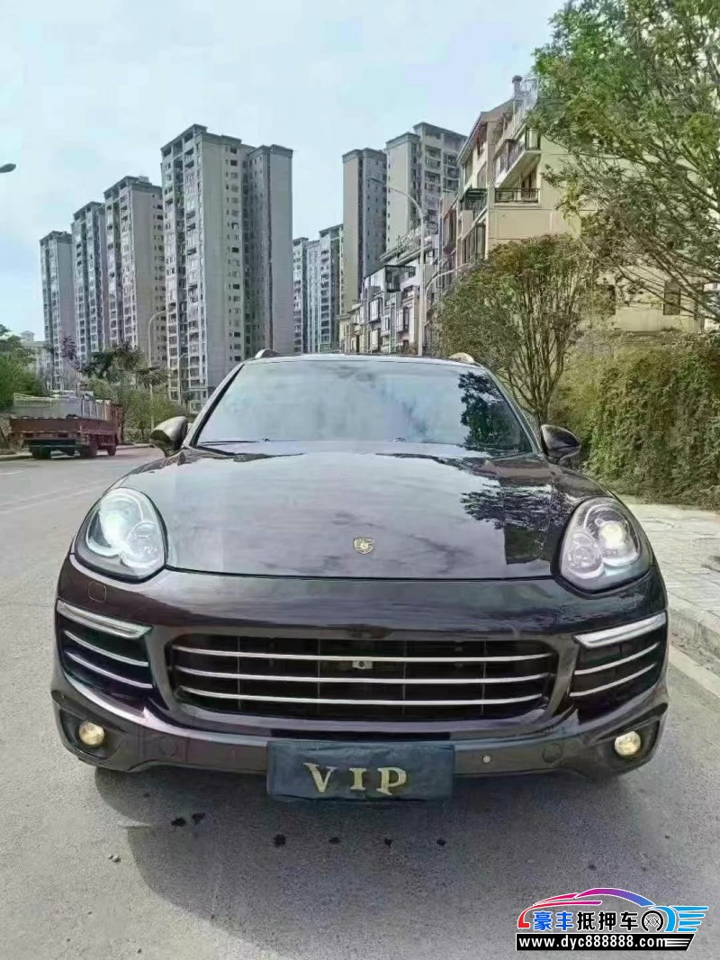 18年保时捷卡宴轿车抵押车出售