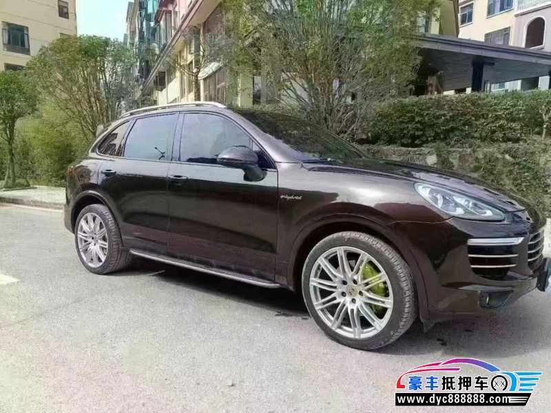 18年保时捷卡宴轿车抵押车出售