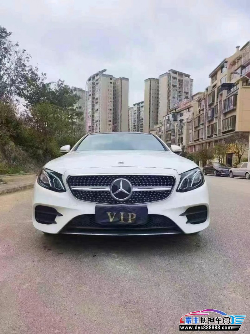 19年奔驰E轿车抵押车出售