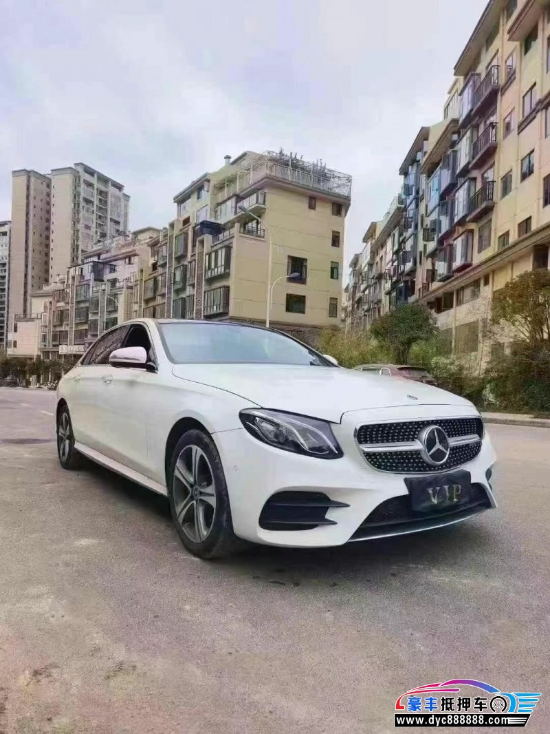 19年奔驰E轿车抵押车出售