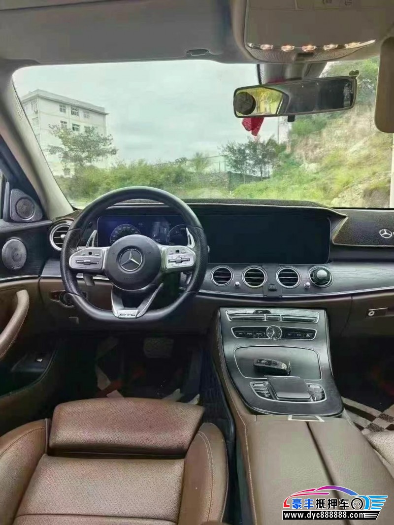 19年奔驰E轿车抵押车出售