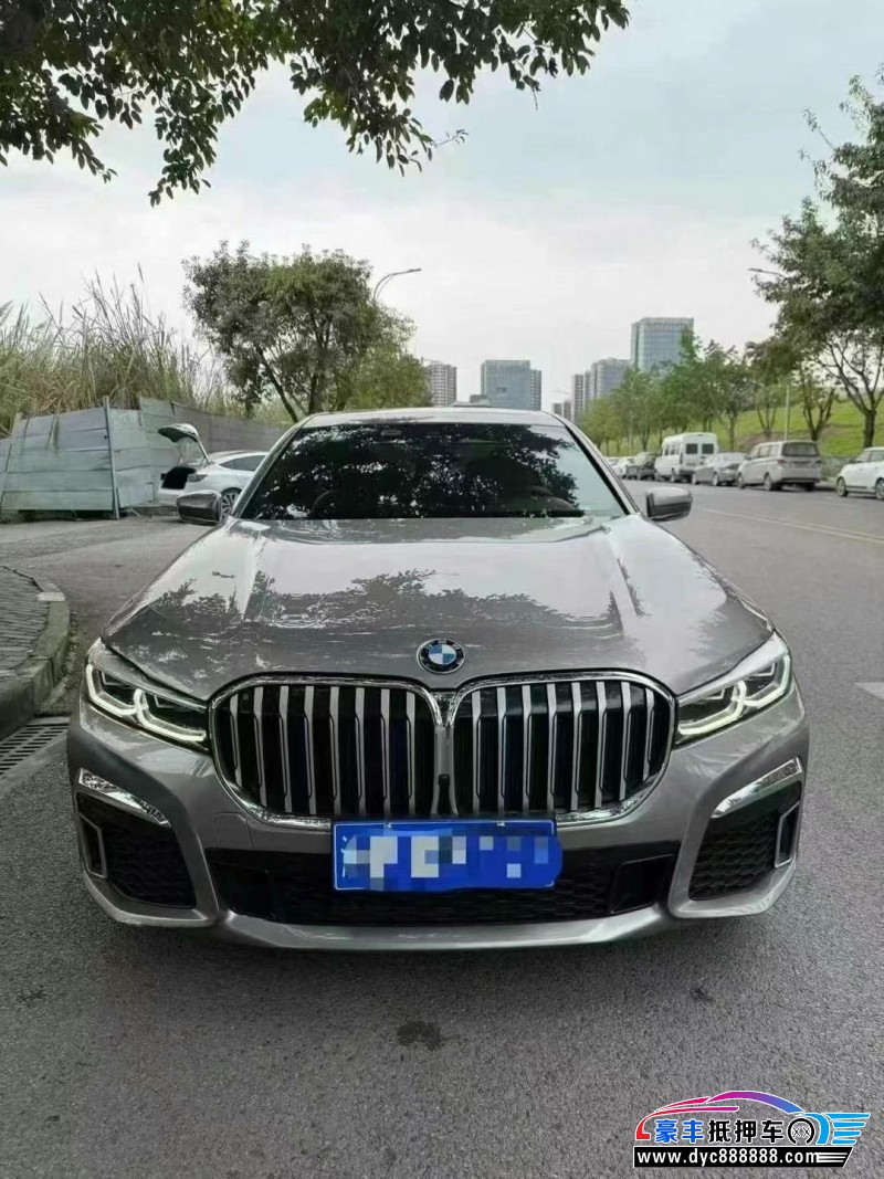 20年宝马7系轿车抵押车出售