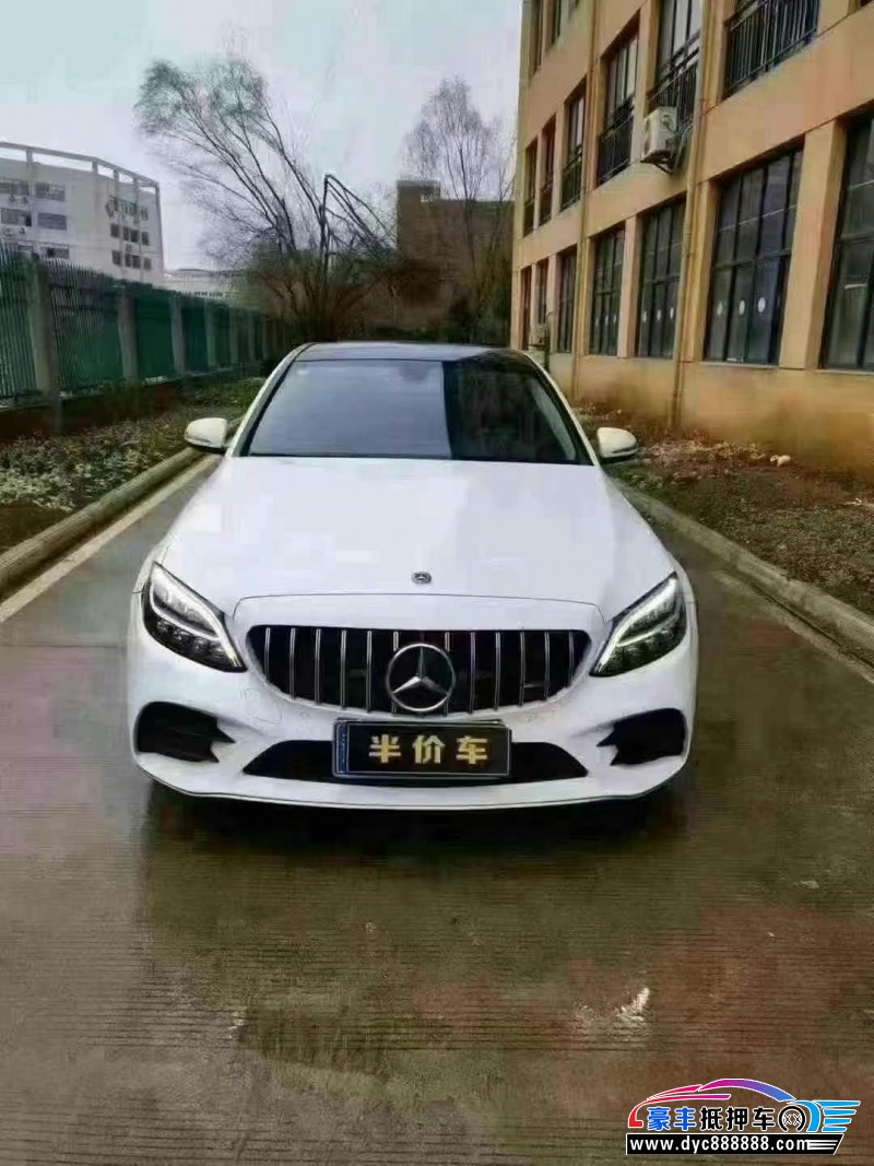 20年奔驰C轿车抵押车出售