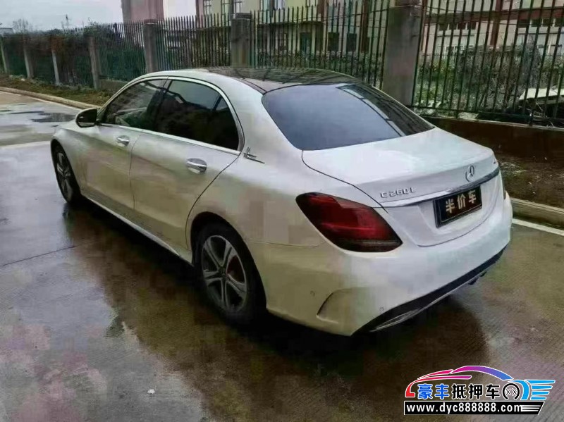 20年奔驰C轿车抵押车出售