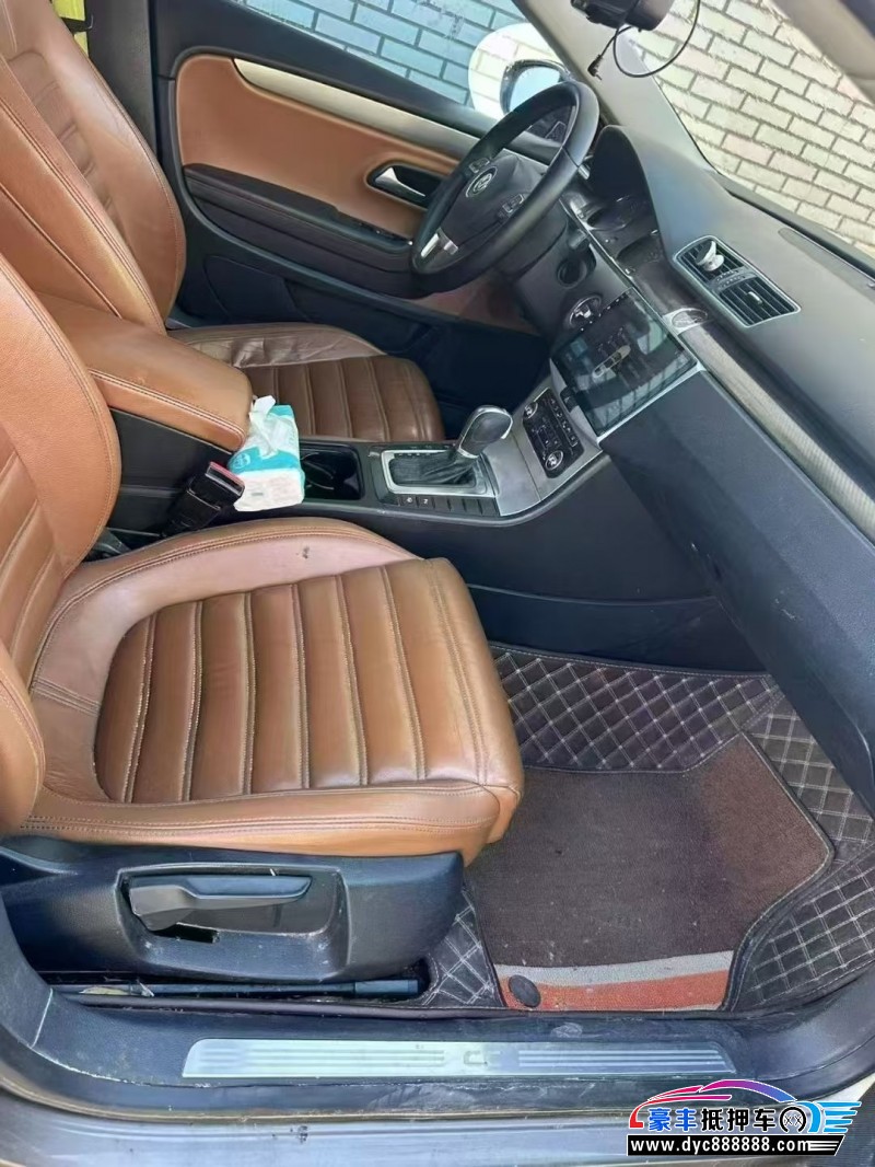 13年大众CC轿车抵押车出售