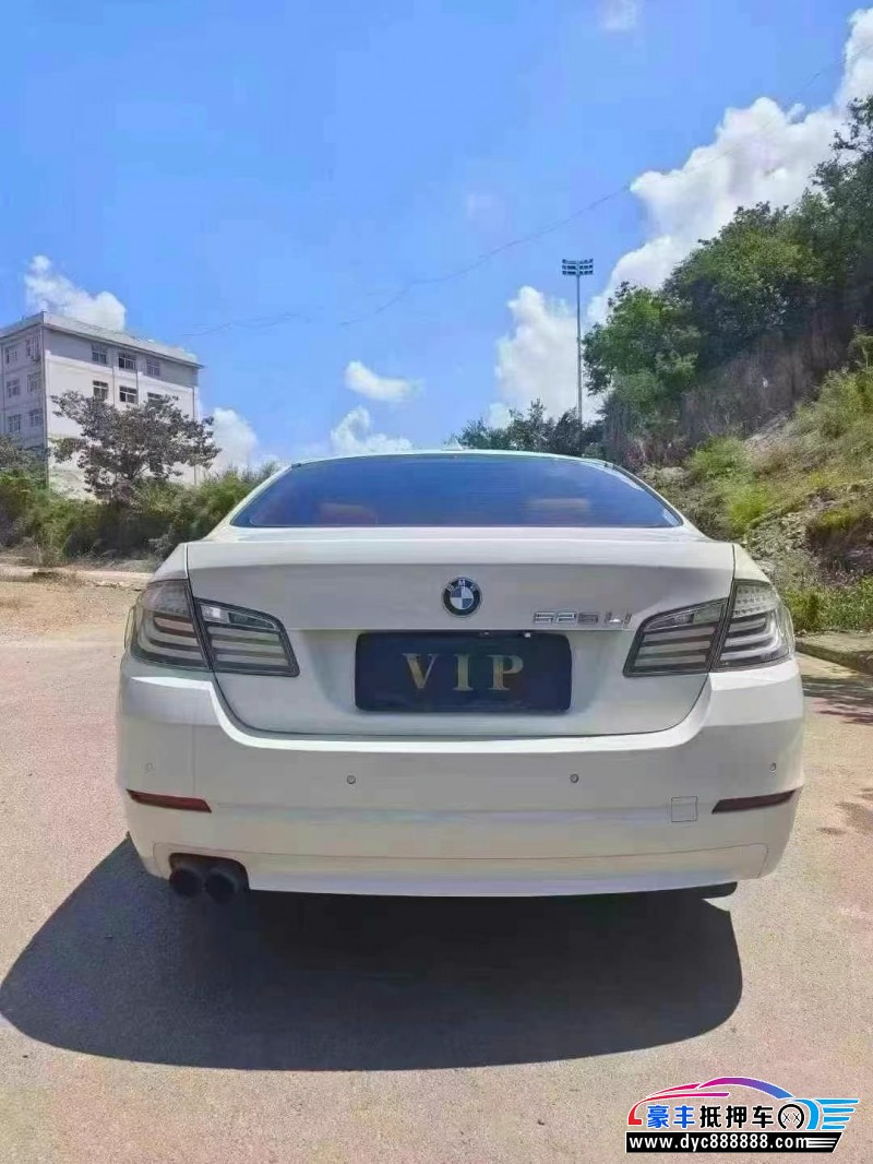 13年宝马5系轿车抵押车出售