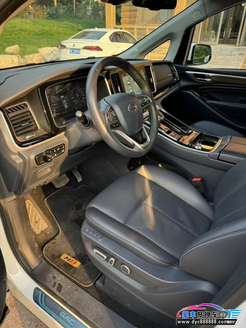 22年传祺M8轿车抵押车出售