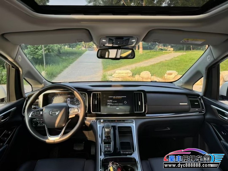 22年传祺M8轿车抵押车出售