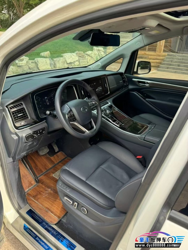 22年传祺M8轿车抵押车出售