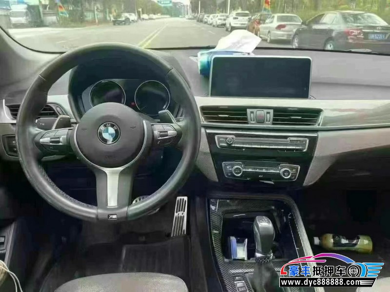 19年宝马X1轿车抵押车出售