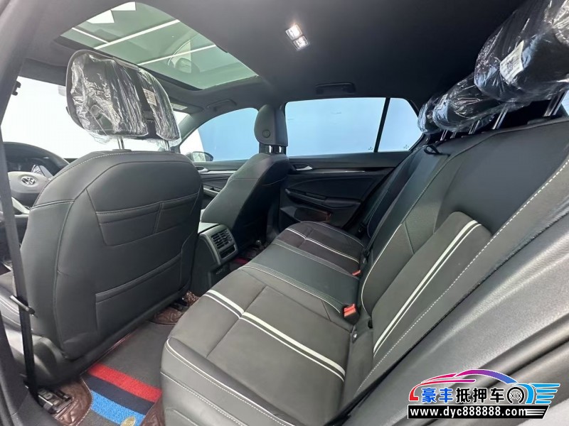 24年大众高尔夫轿车抵押车出售