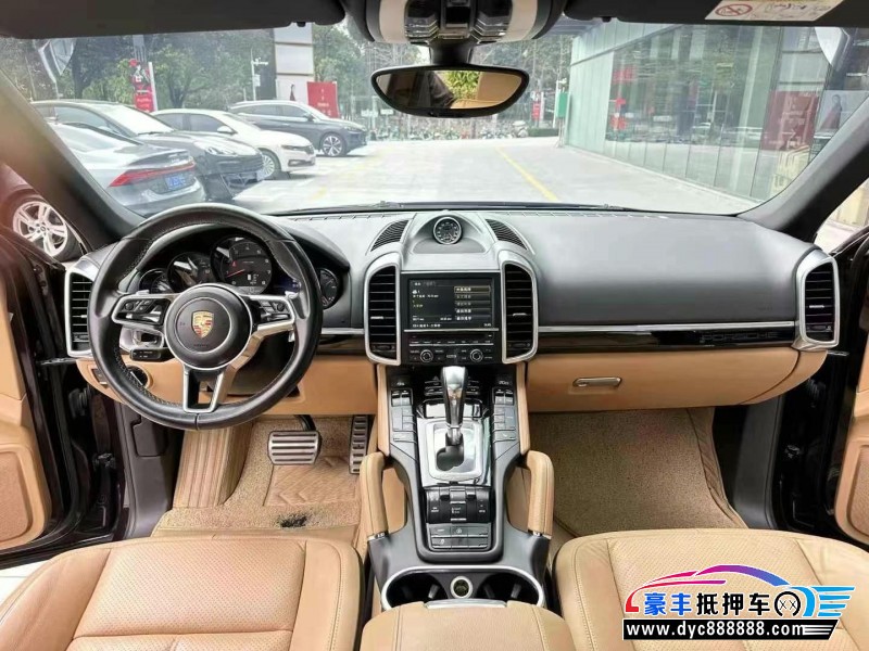 15年保时捷卡宴轿车抵押车出售