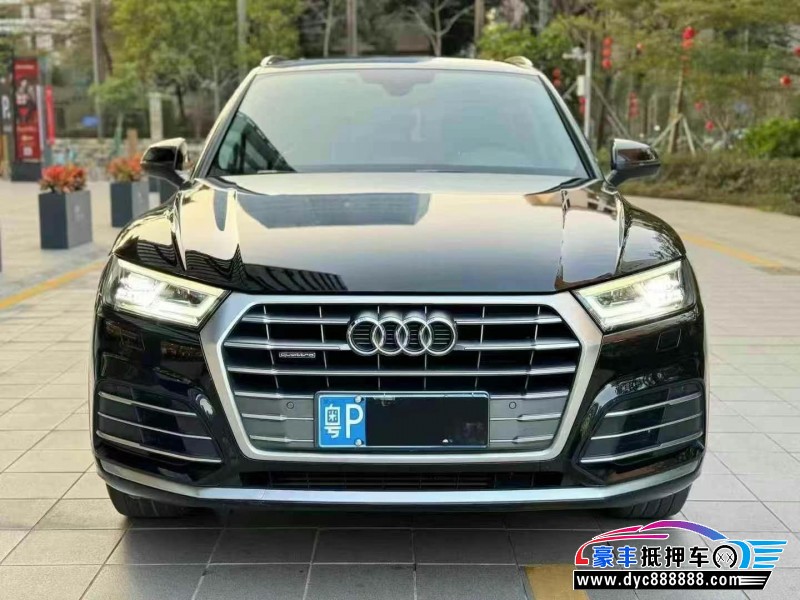 21年奥迪Q5轿车抵押车出售