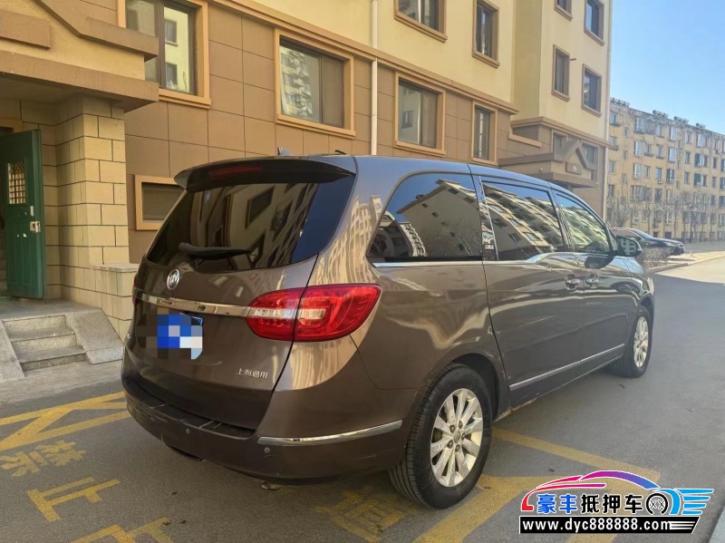 15年别克GL8轿车抵押车出售