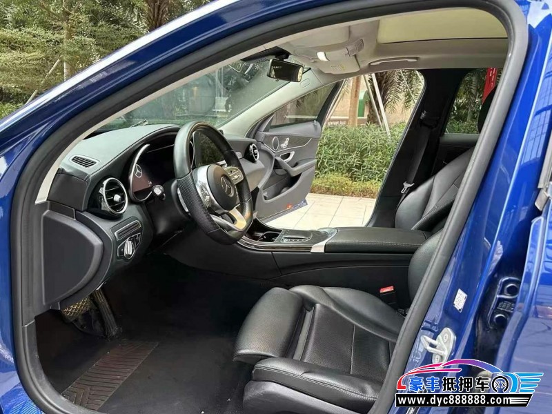 21年奔驰C轿车抵押车出售