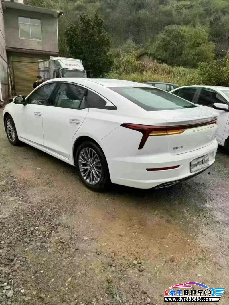 23年奔腾B70轿车抵押车出售