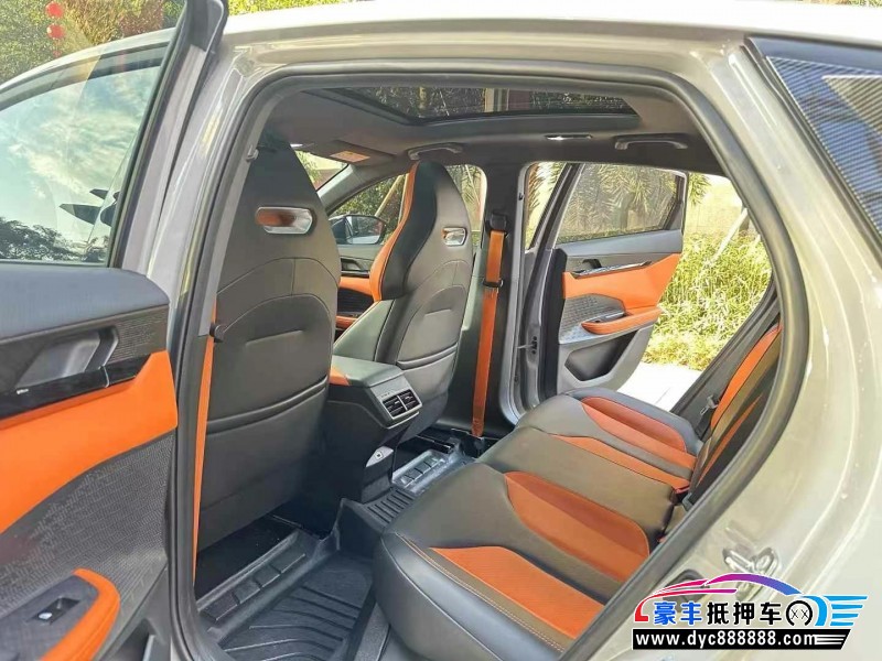 23年长安长安UNI轿车抵押车出售