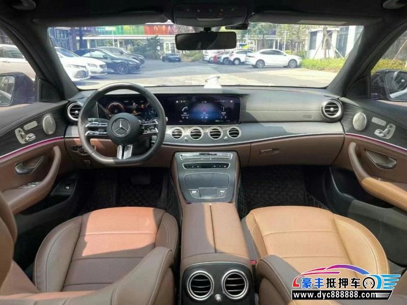 23年奔驰E轿车抵押车出售