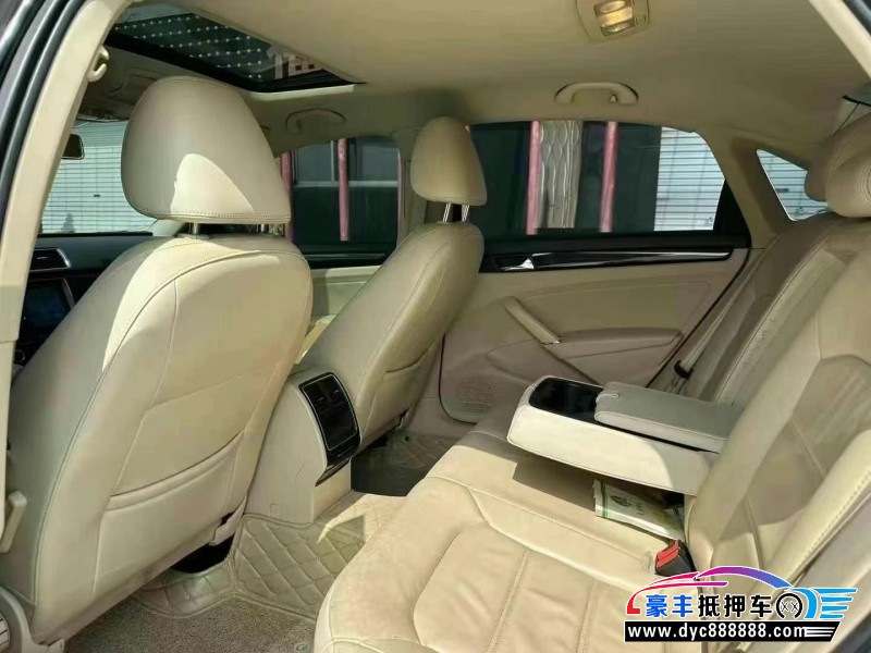 14年大众帕萨特轿车抵押车出售