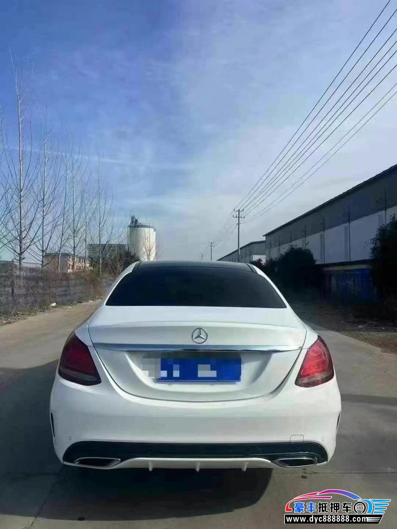 18年奔驰C轿车抵押车出售