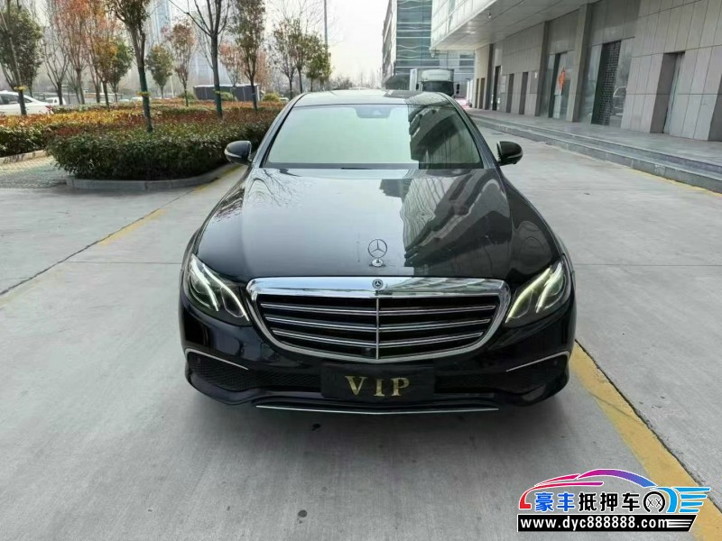 17年奔驰E轿车抵押车出售