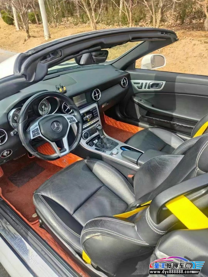 14年奔驰SLK轿车抵押车出售