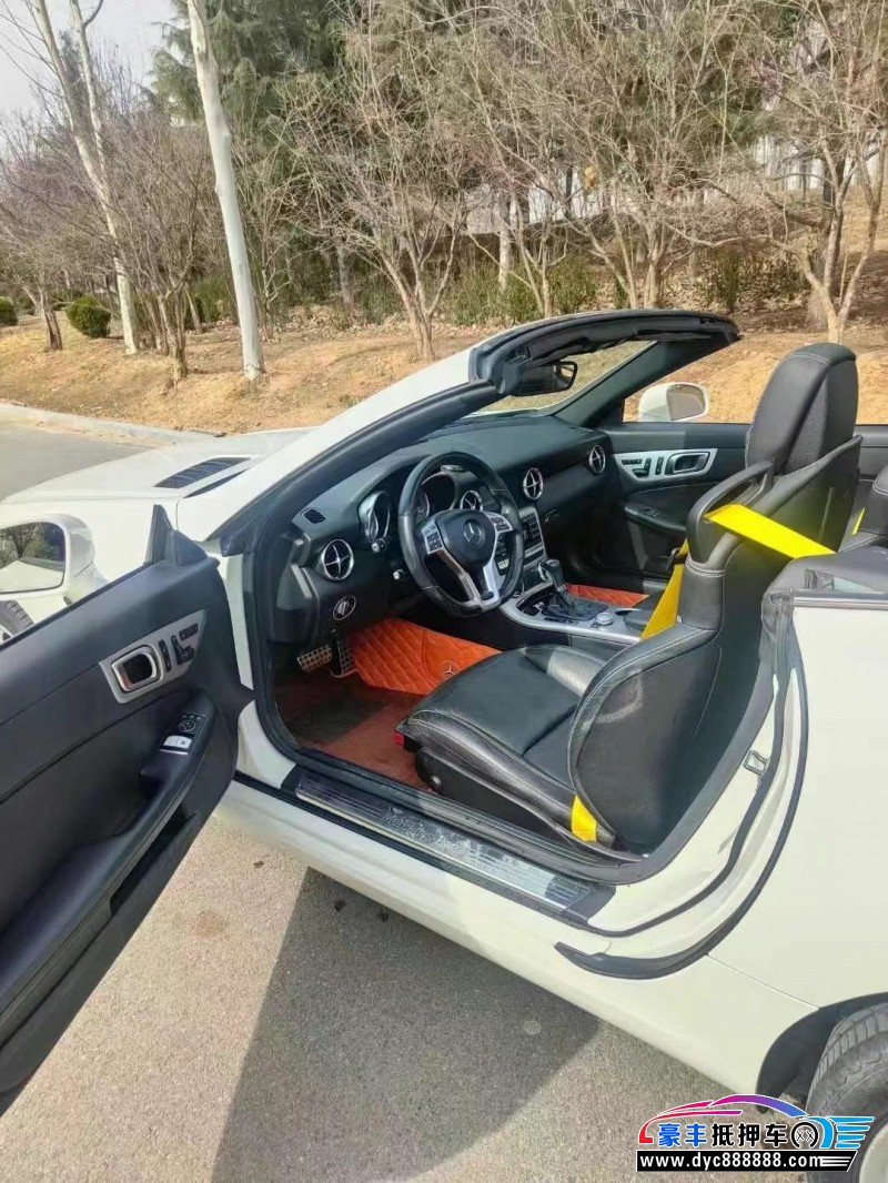 14年奔驰SLK轿车抵押车出售