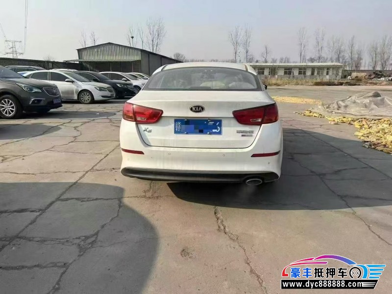 17年起亚K5轿车抵押车出售