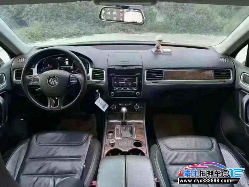 15年大众途锐SUV抵押车出售