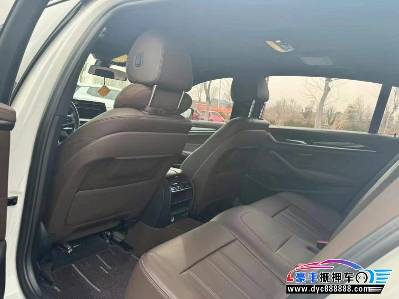 19年宝马5系轿车抵押车出售