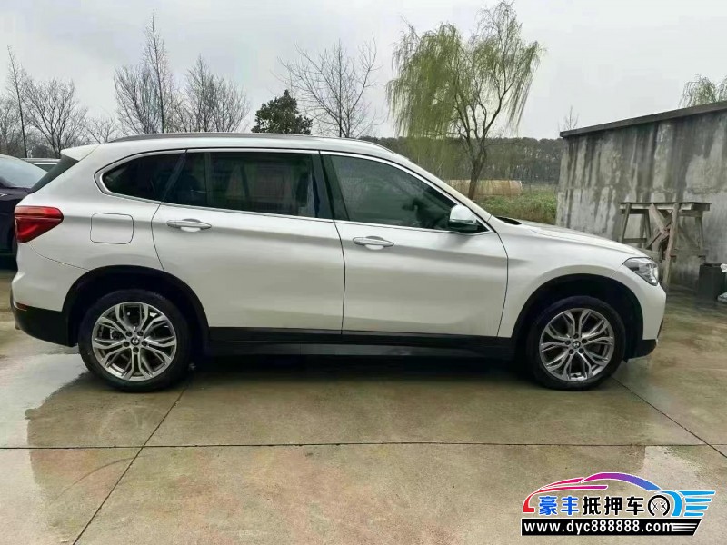 18年宝马X1SUV抵押车出售