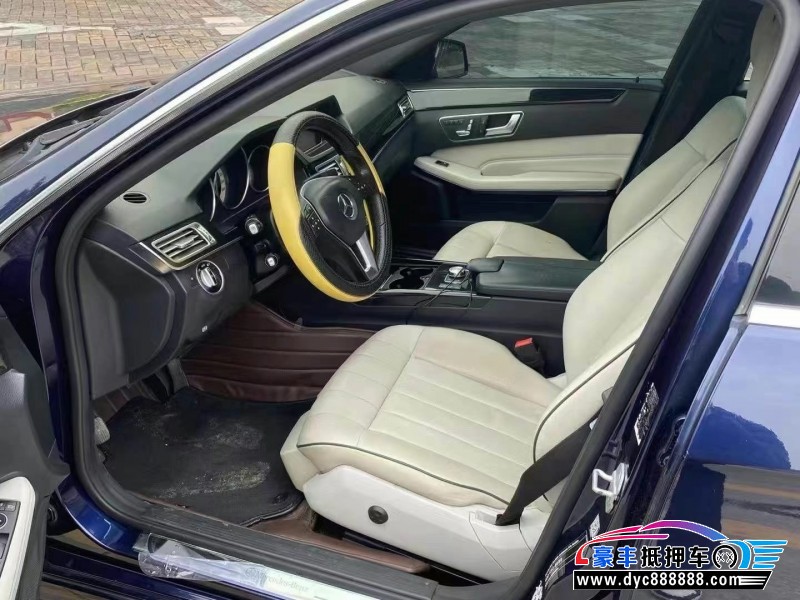 14年奔驰E轿车抵押车出售