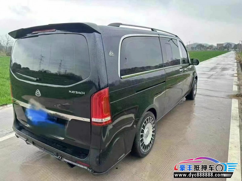 21年奔驰威霆轿车抵押车出售