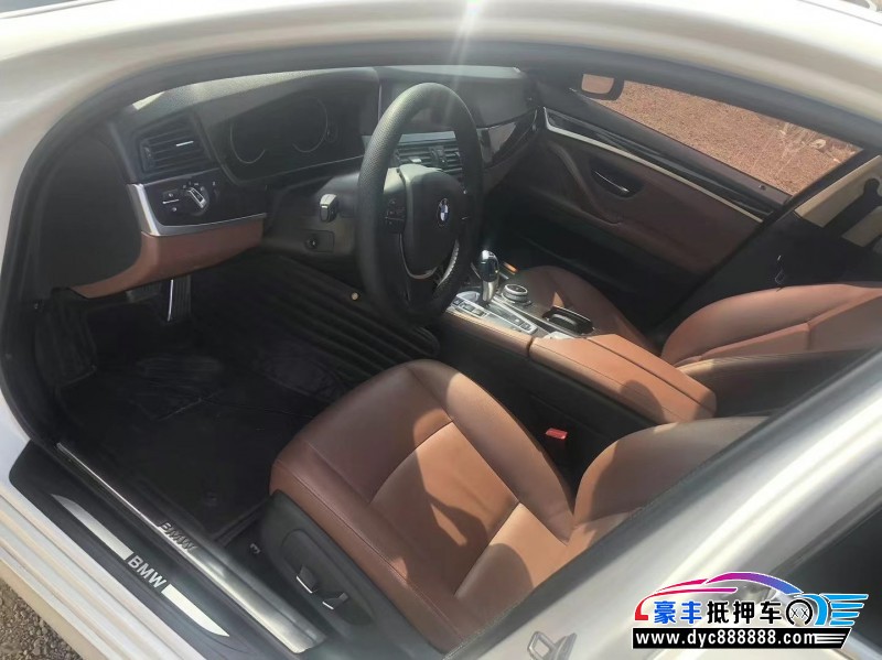 17年宝马5系轿车抵押车出售