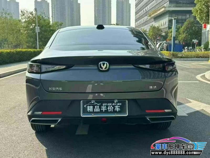 24年长安逸达轿车抵押车出售