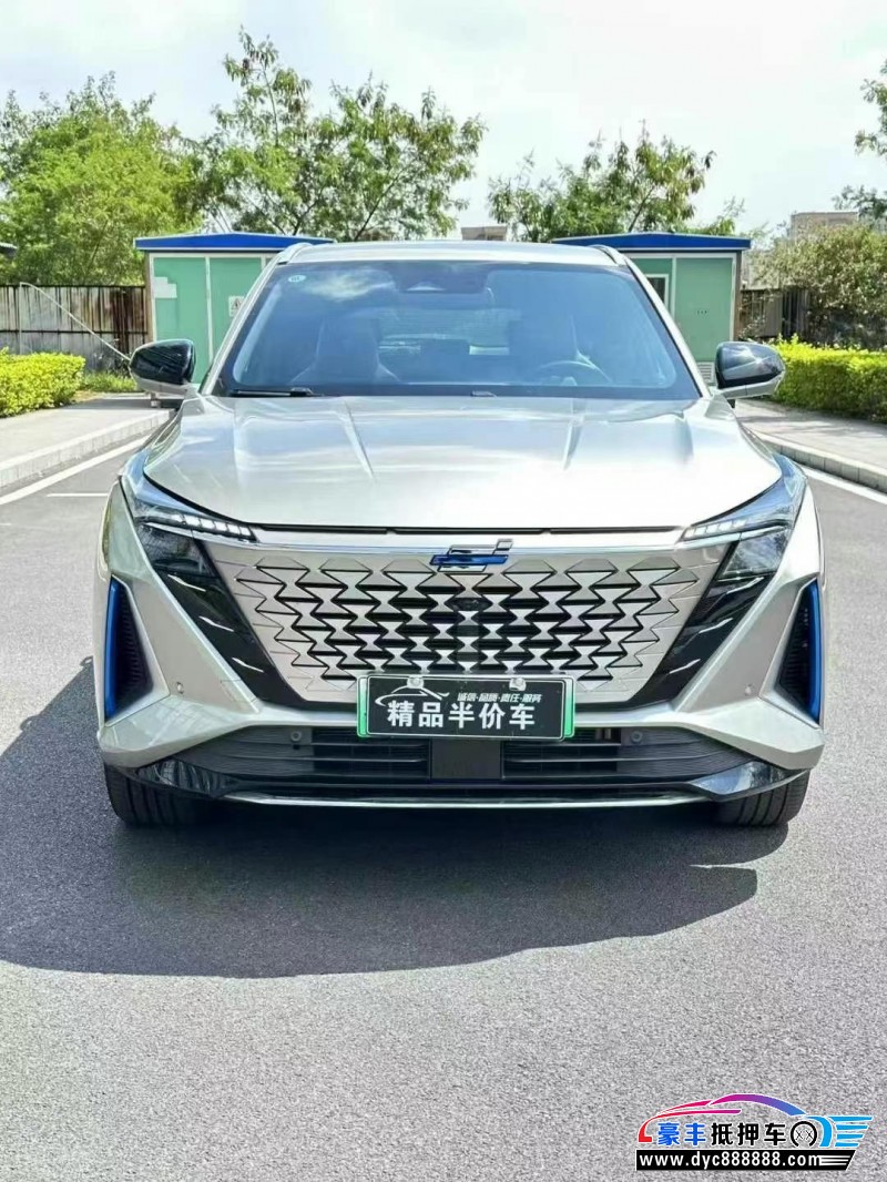 24年长安欧尚Z6轿车抵押车出售