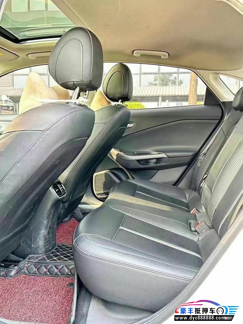 20年现代菲斯塔轿车抵押车出售