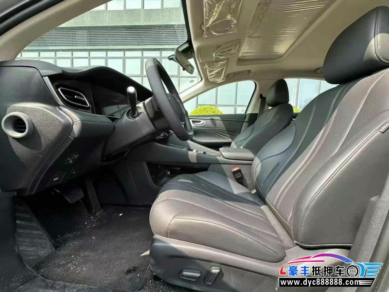 24年荣威D7轿车抵押车出售