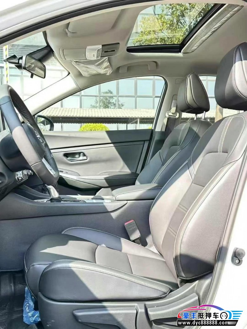 24年日产轩逸轿车抵押车出售