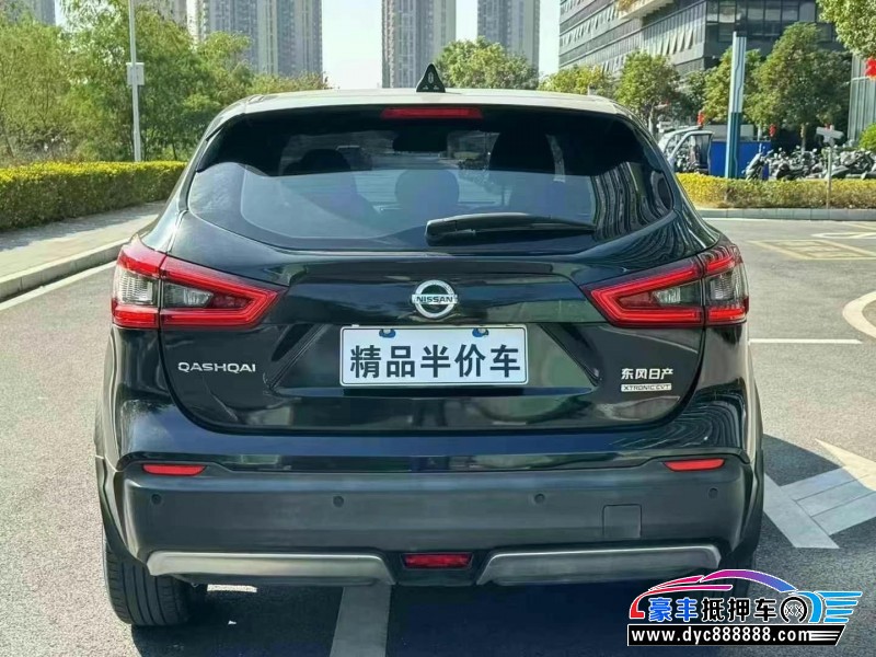 20年日产逍客轿车抵押车出售