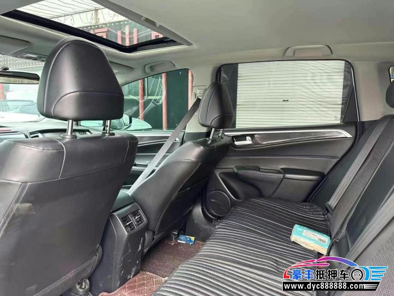 15年本田杰德轿车抵押车出售