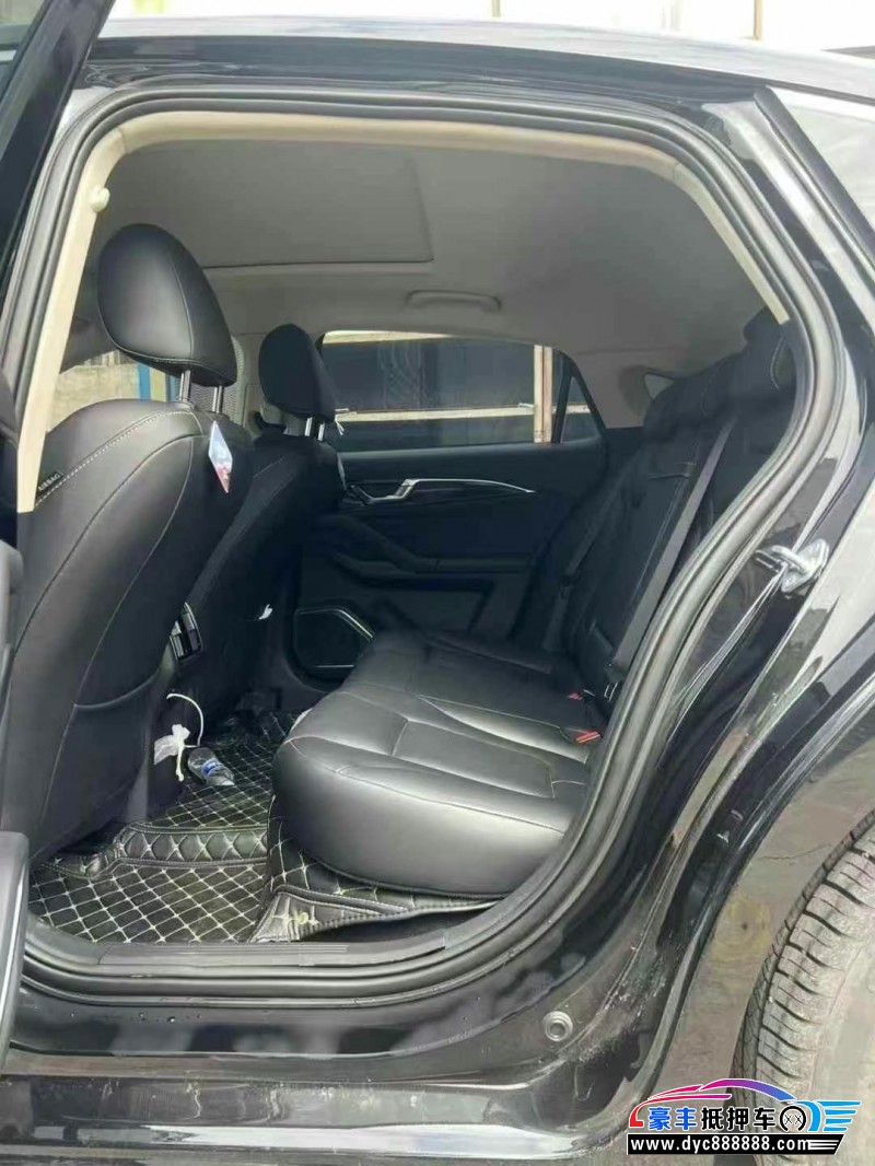 23年奔腾B70轿车抵押车出售