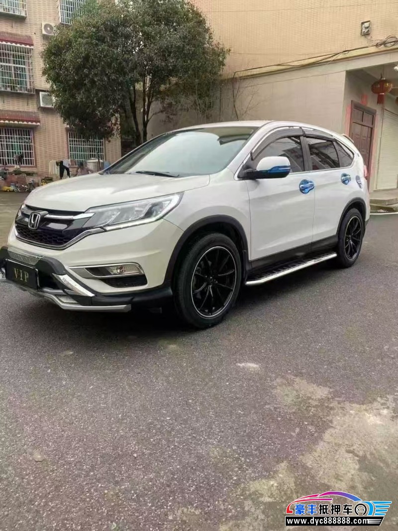 16年本田CR-V轿车抵押车出售