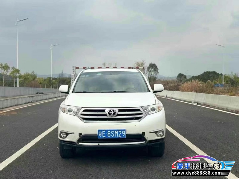 13年丰田汉兰达轿车抵押车出售