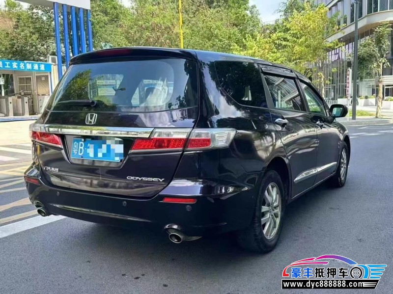 13年本田奥德赛轿车抵押车出售