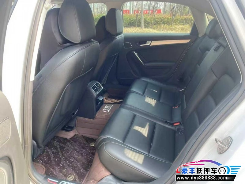 16年奥迪A4L轿车抵押车出售