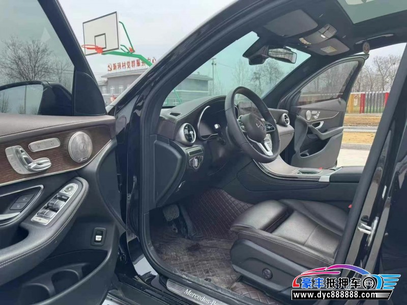22年奔驰GLC轿车抵押车出售